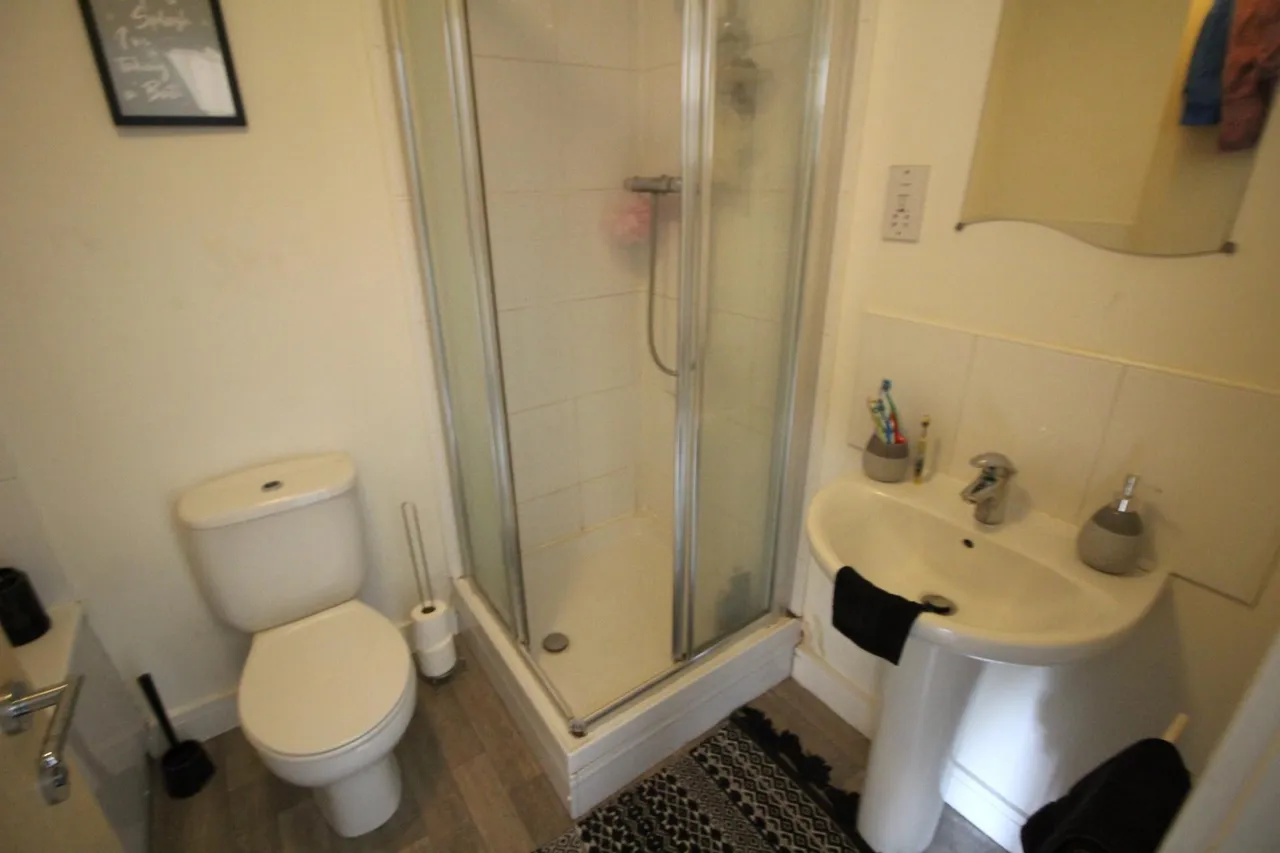 Fairbourne Walk, Oldham, OL1, photo 10