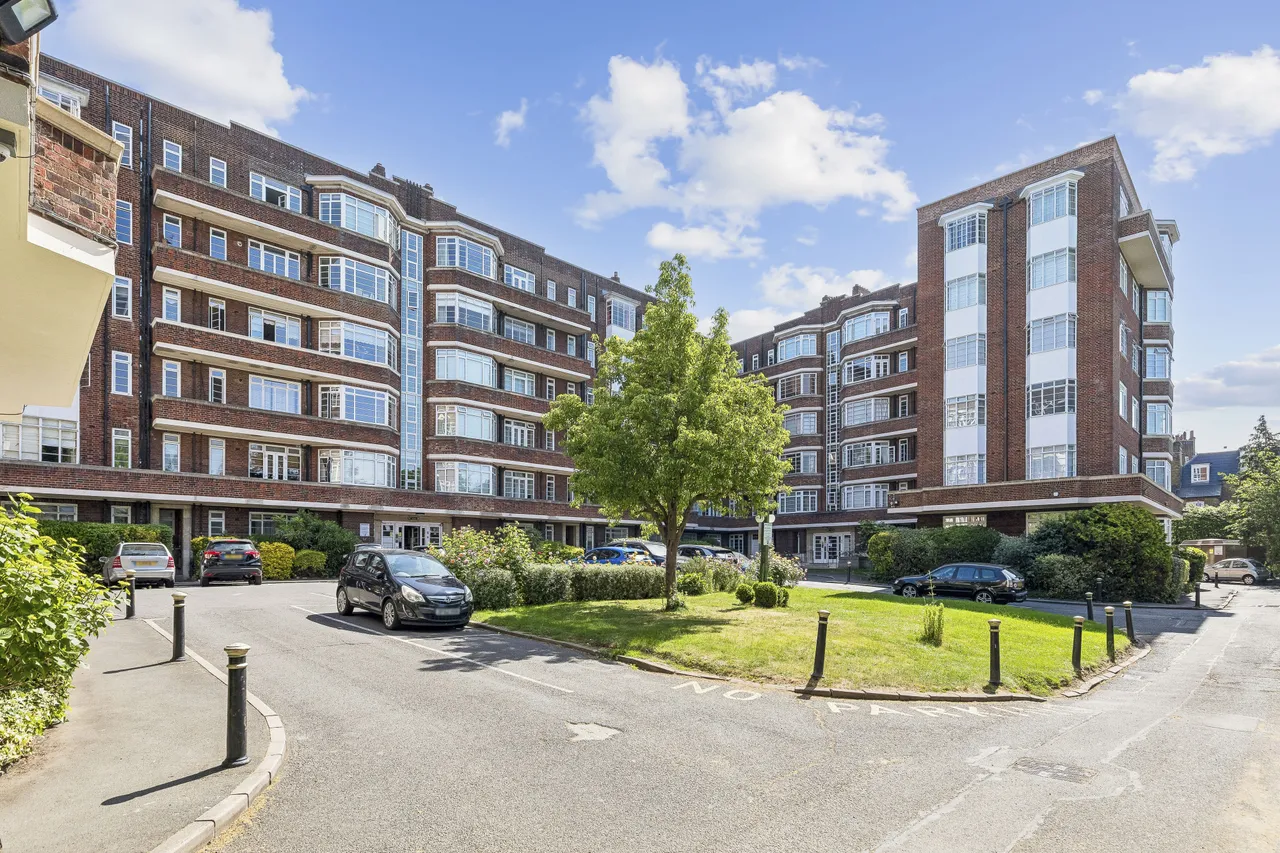 2 bed flat for sale — Belsize Avenue, London, NW3