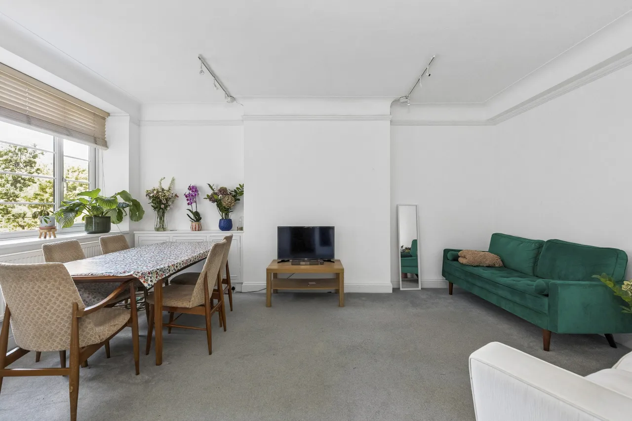 Belsize Avenue, London, NW3, photo 2