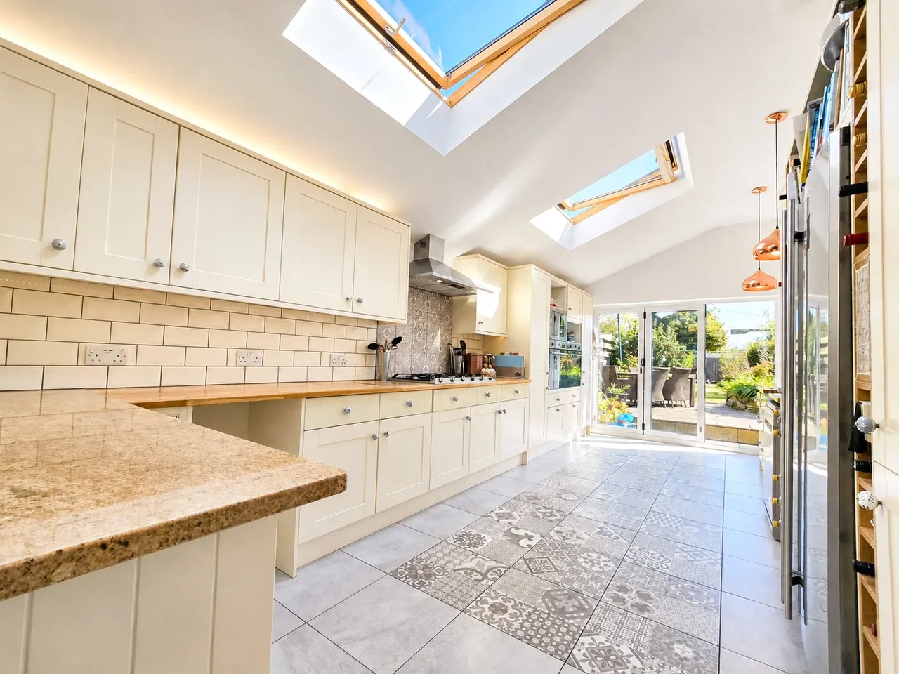 Bossiney Road, Tintagel, PL34, photo 5
