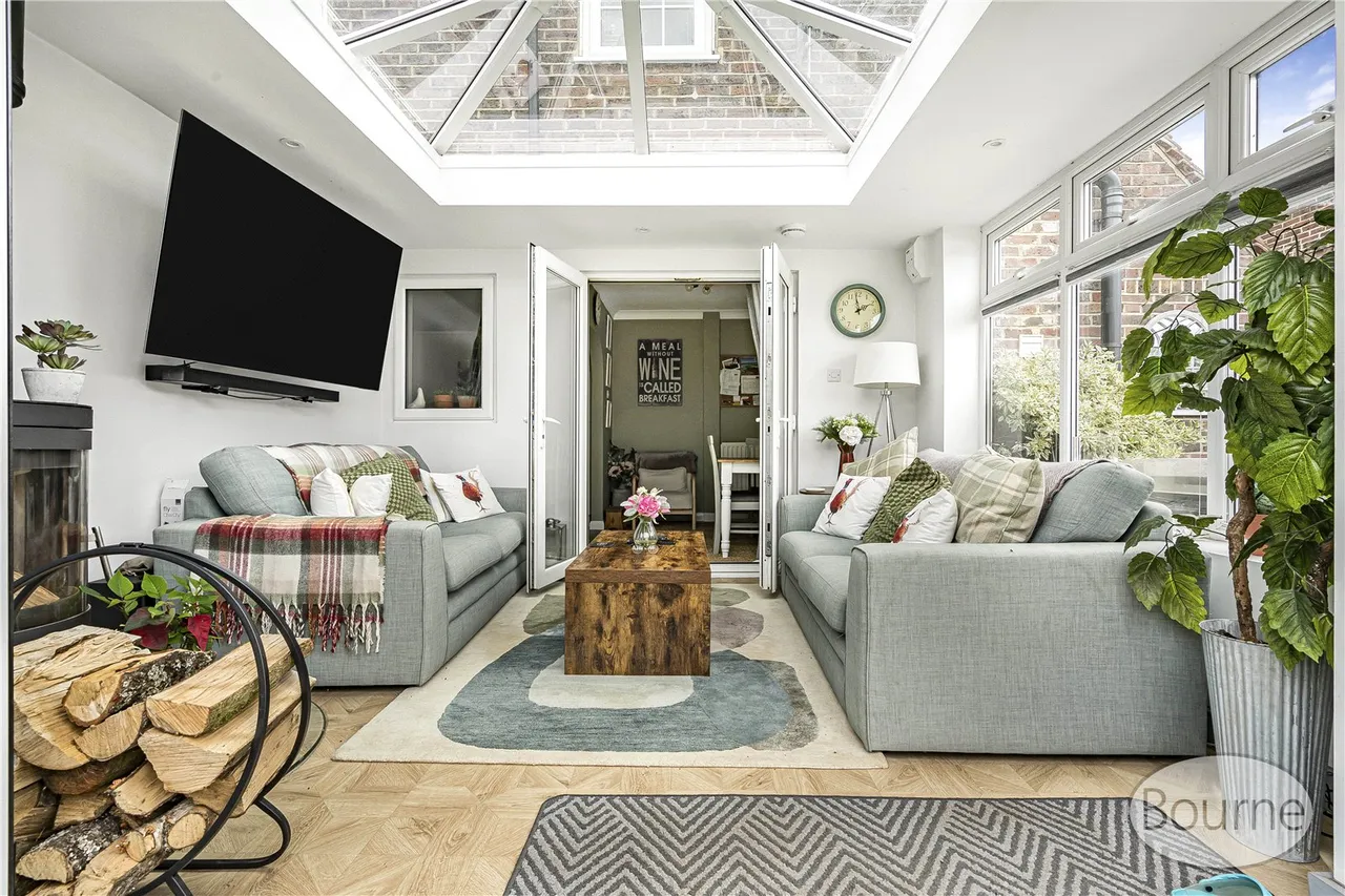 Old Epsom Road, East Clandon, GU4, photo 9