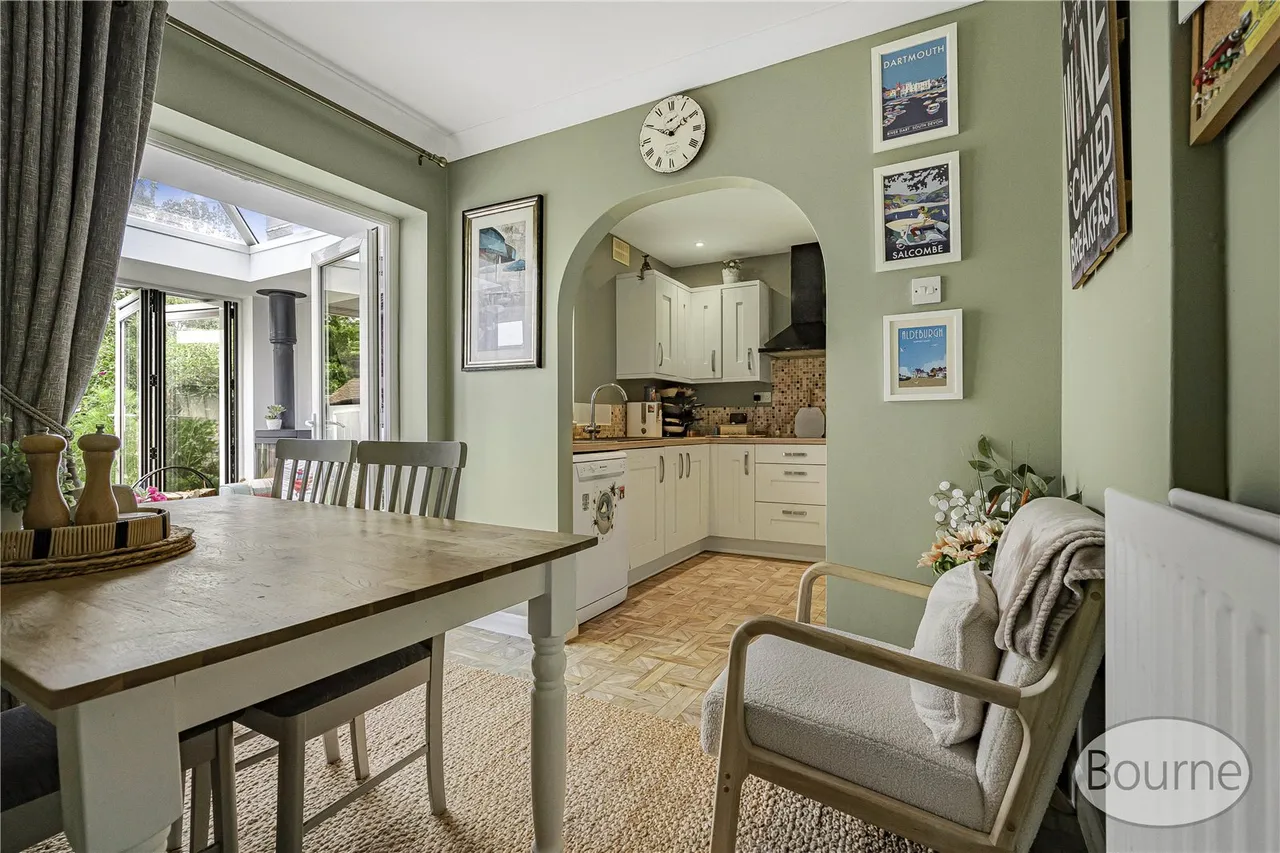 Old Epsom Road, East Clandon, GU4, photo 4