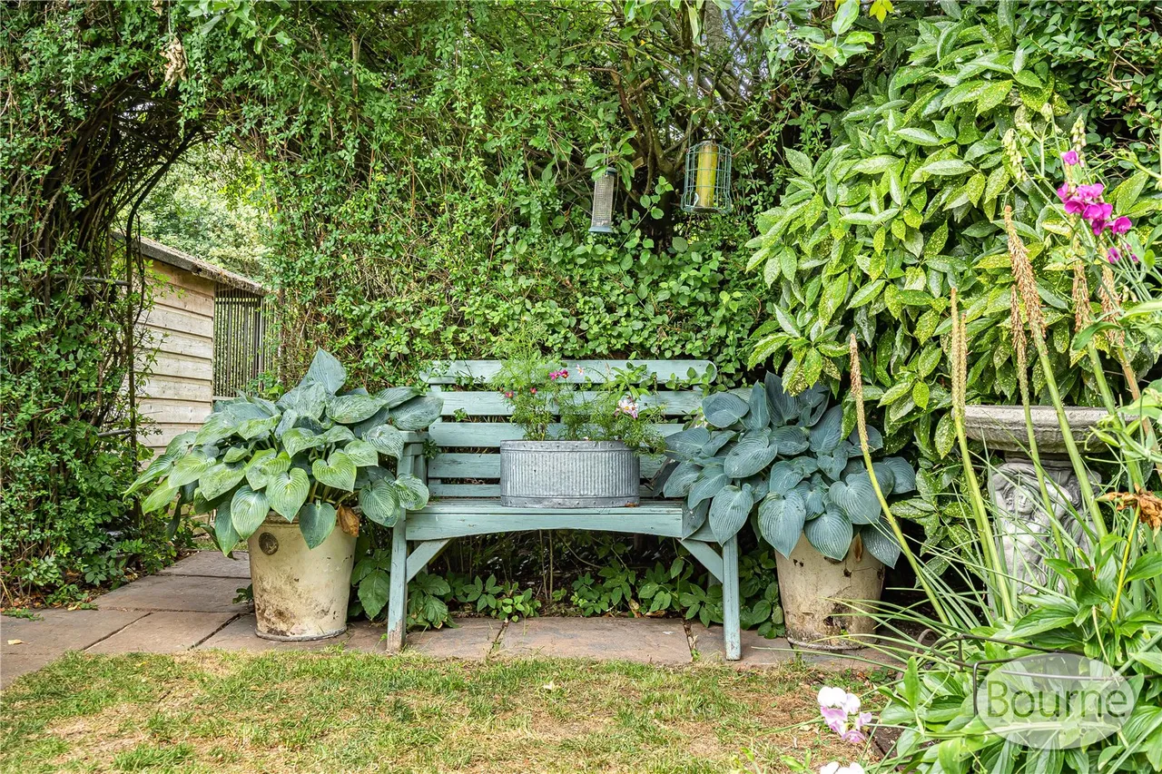 Old Epsom Road, East Clandon, GU4, photo 26