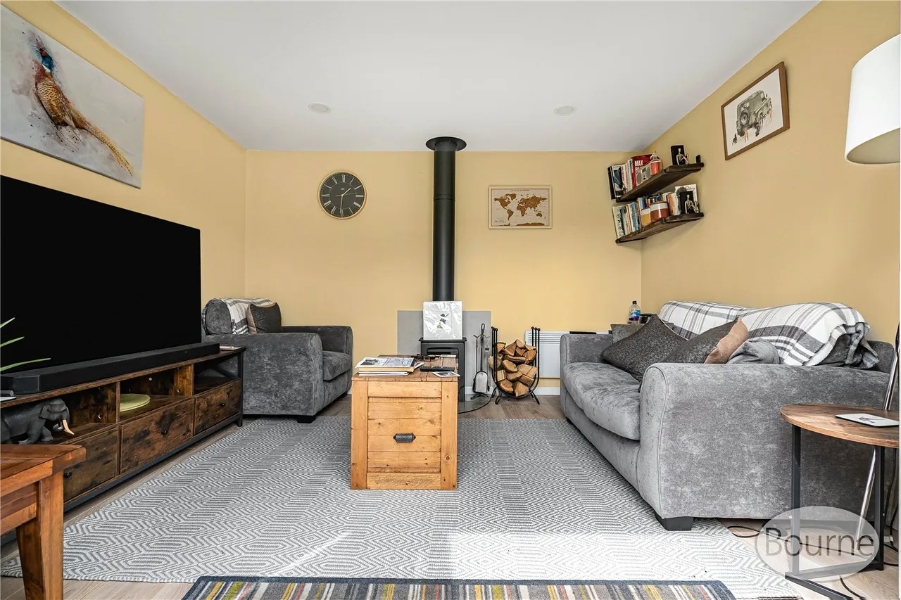Old Epsom Road, East Clandon, GU4, photo 30