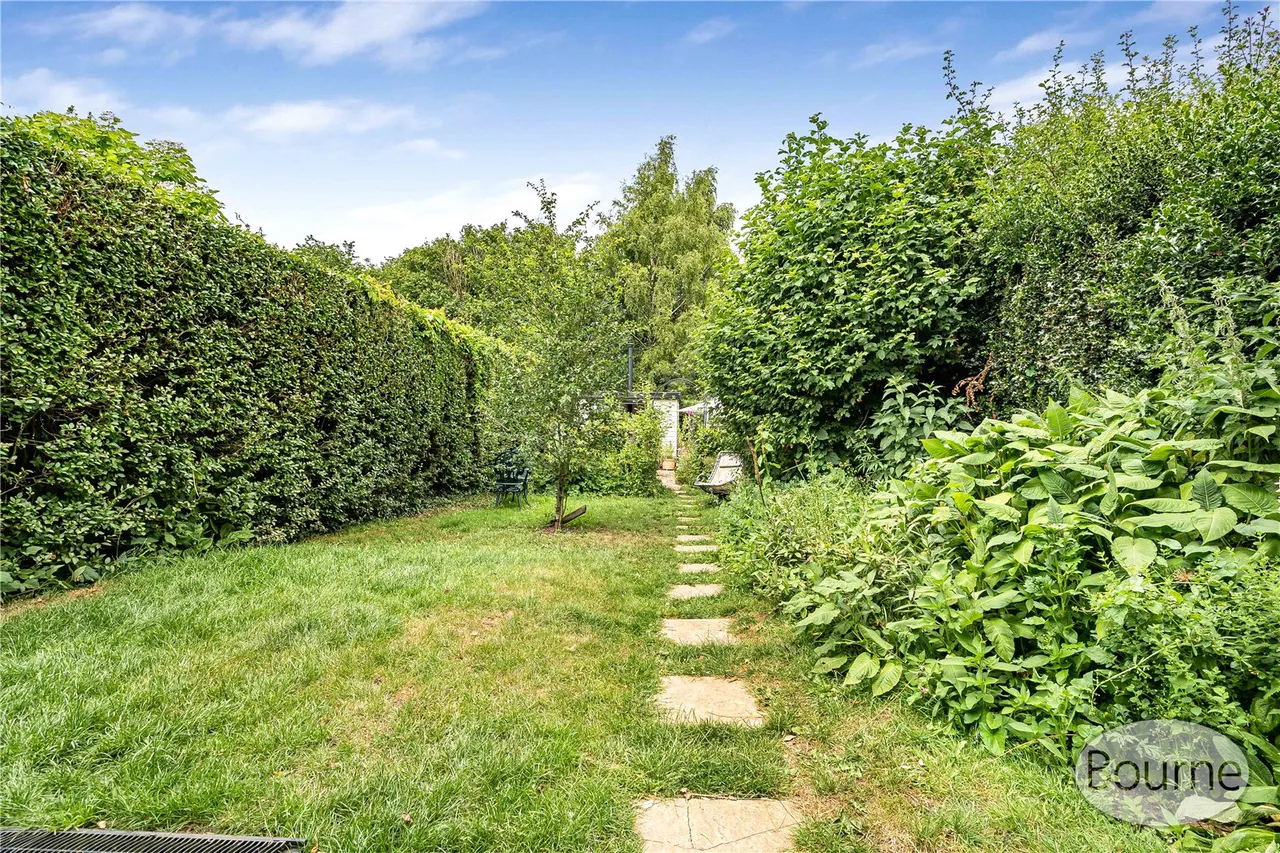 Old Epsom Road, East Clandon, GU4, photo 27
