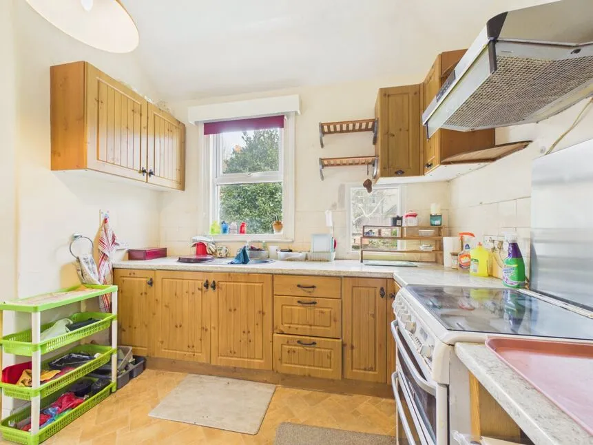 Bouverie Road West, Folkestone, Kent, CT20, photo 4