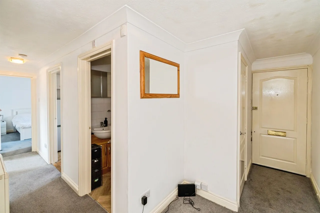 Old Farm Drive, Southampton, SO18, photo 11