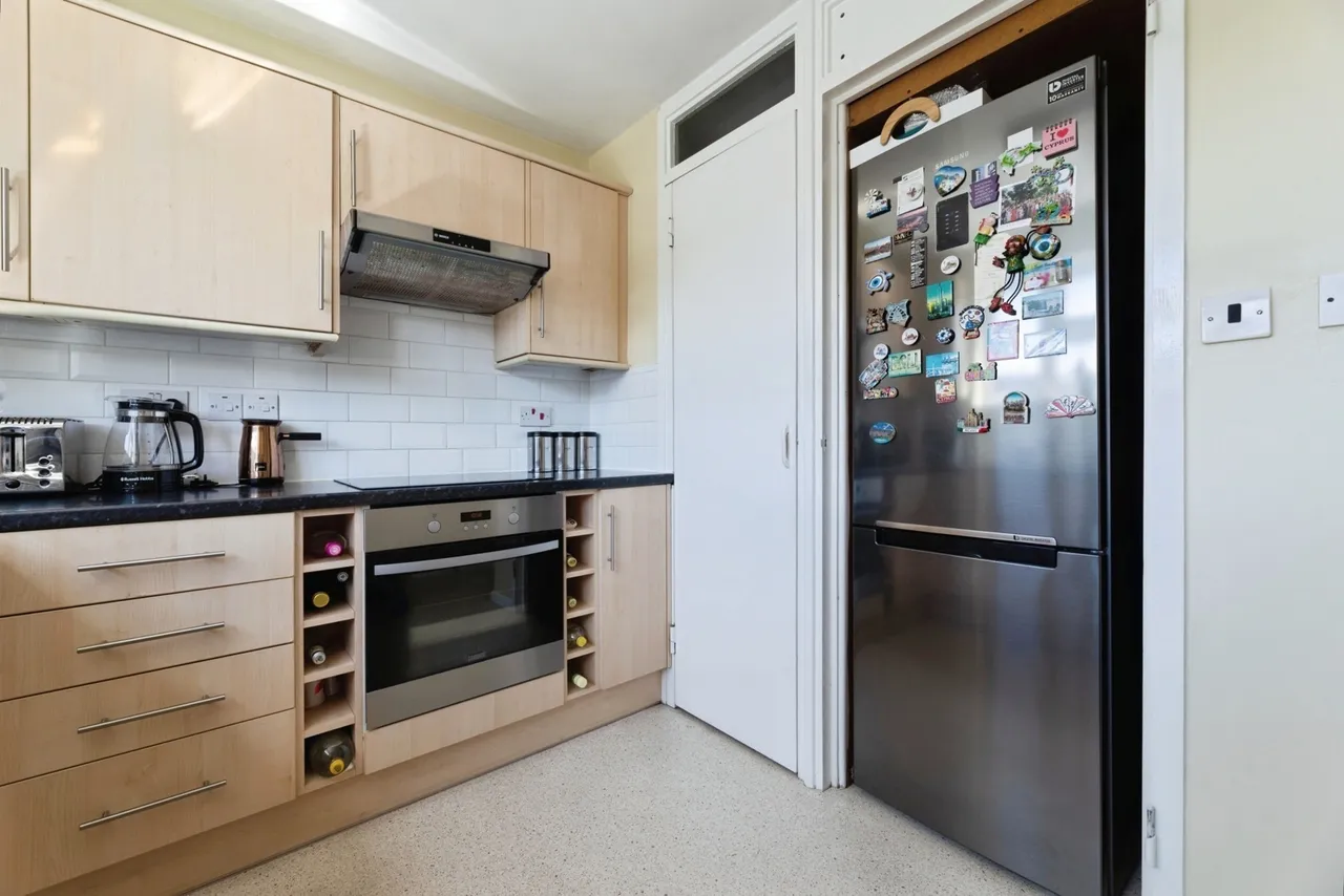 Radbourne Crescent, Walthamstow, E17, photo 5