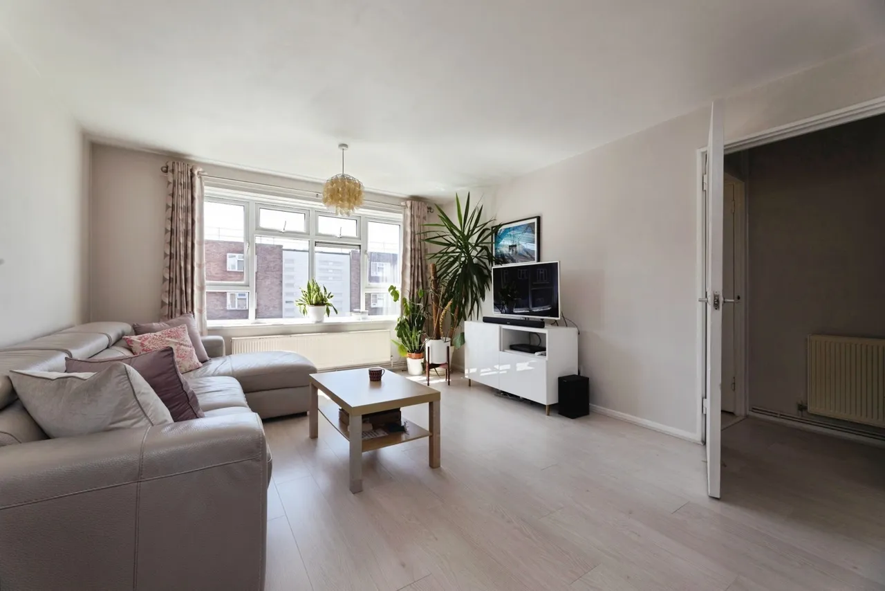 Radbourne Crescent, Walthamstow, E17, photo 2