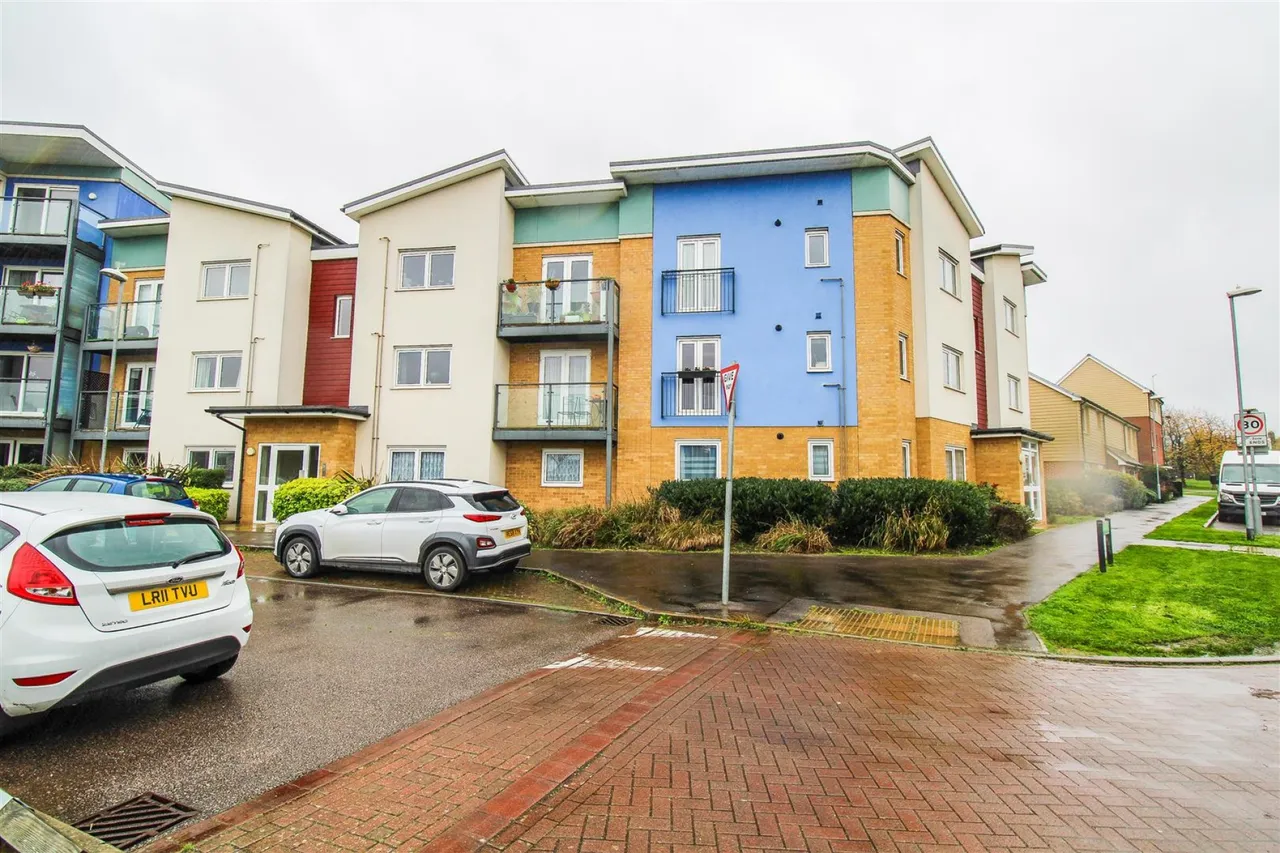 2 bed flat to rent, Torkildsen Way, Harlow, CM20