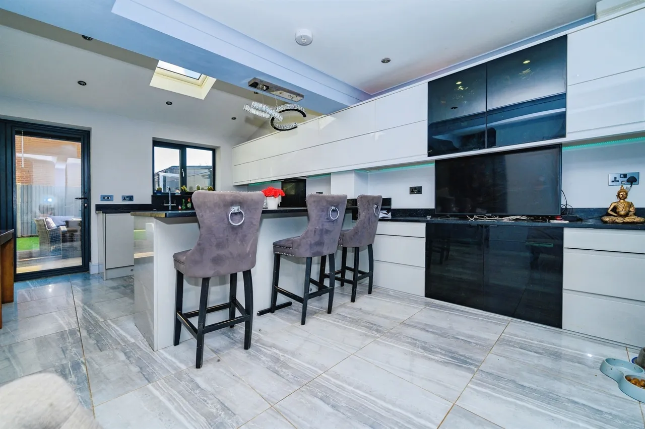 Perham Way, London Colney, AL2, photo 17