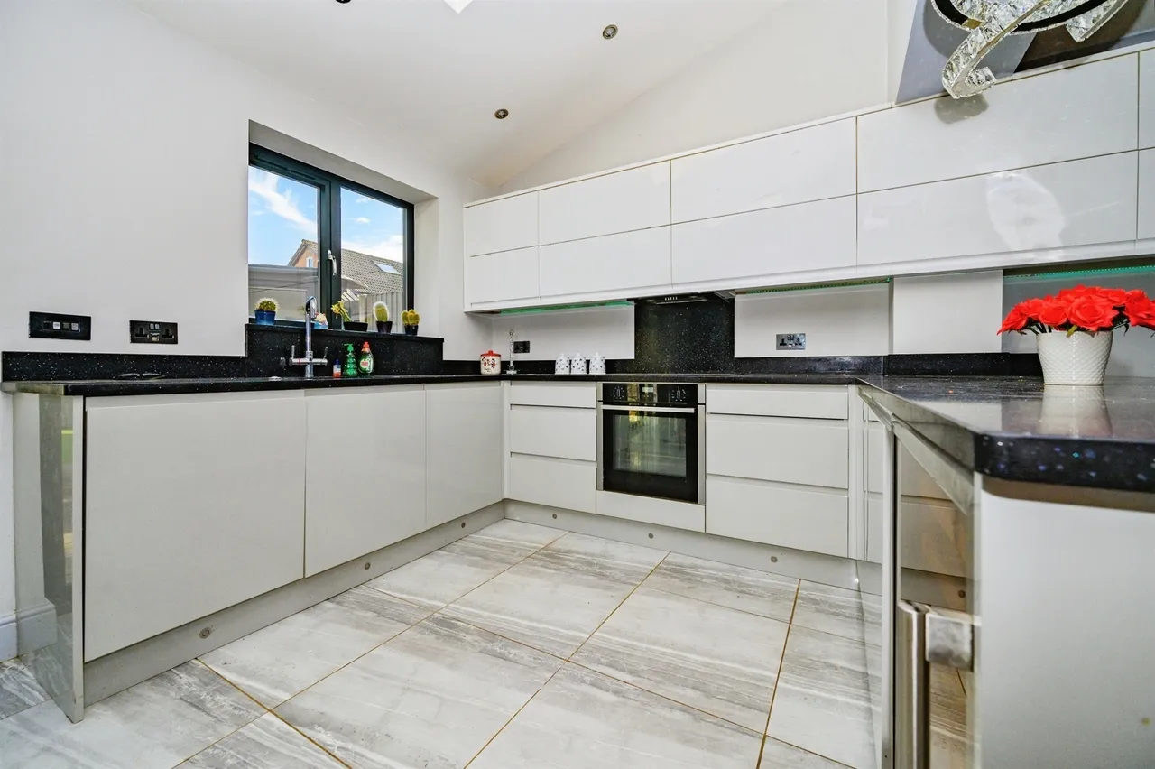 Perham Way, London Colney, AL2, photo 5