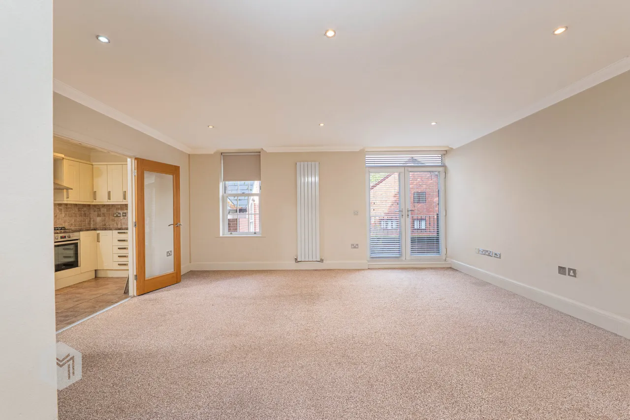 Lever House, Greenmount Lane, Bolton, BL1 5JF, photo 4