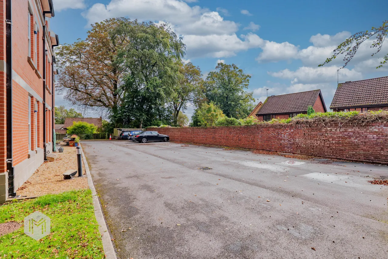 Lever House, Greenmount Lane, Bolton, BL1 5JF, photo 32