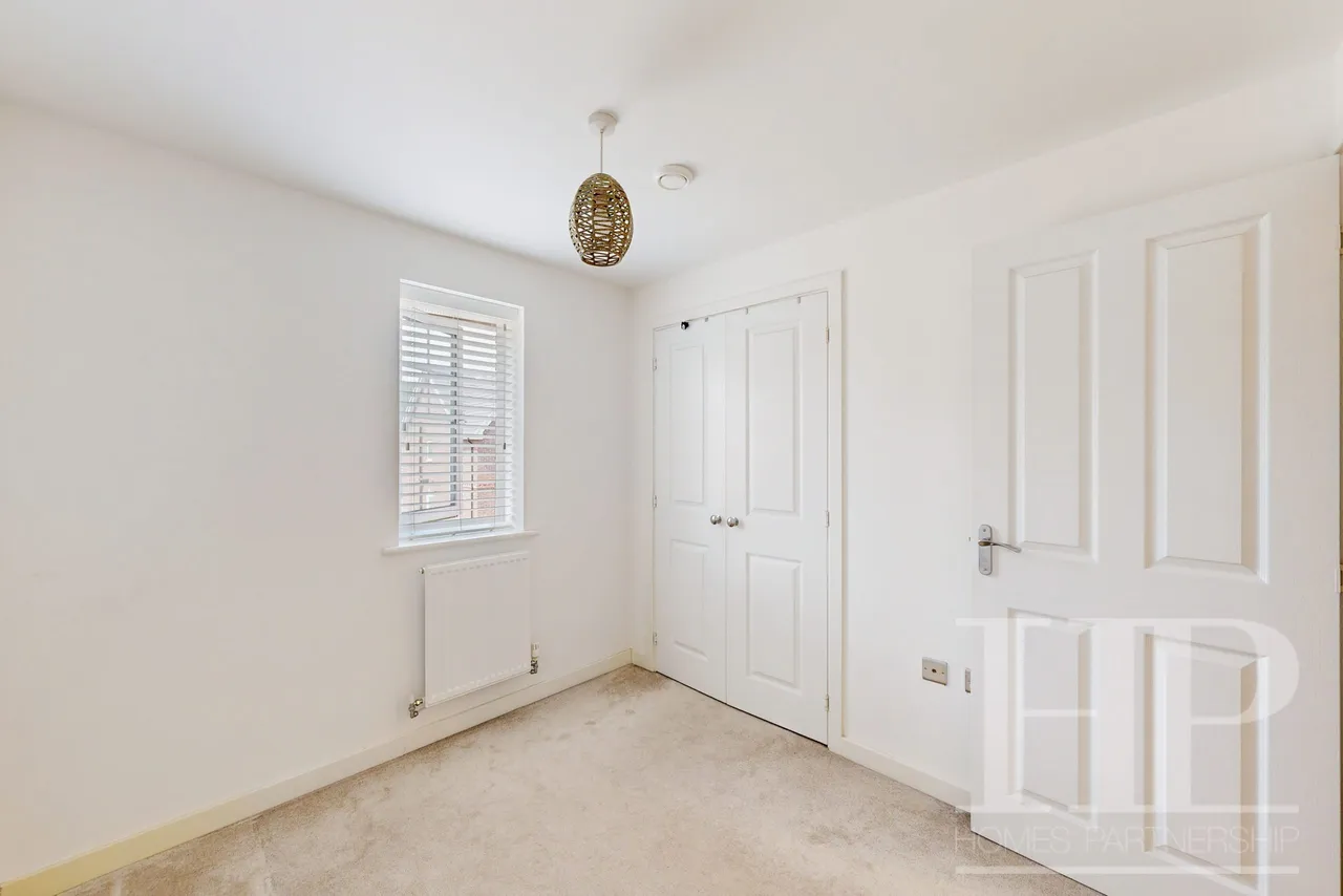 Cornwell Avenue, Crawley, RH10, photo 15