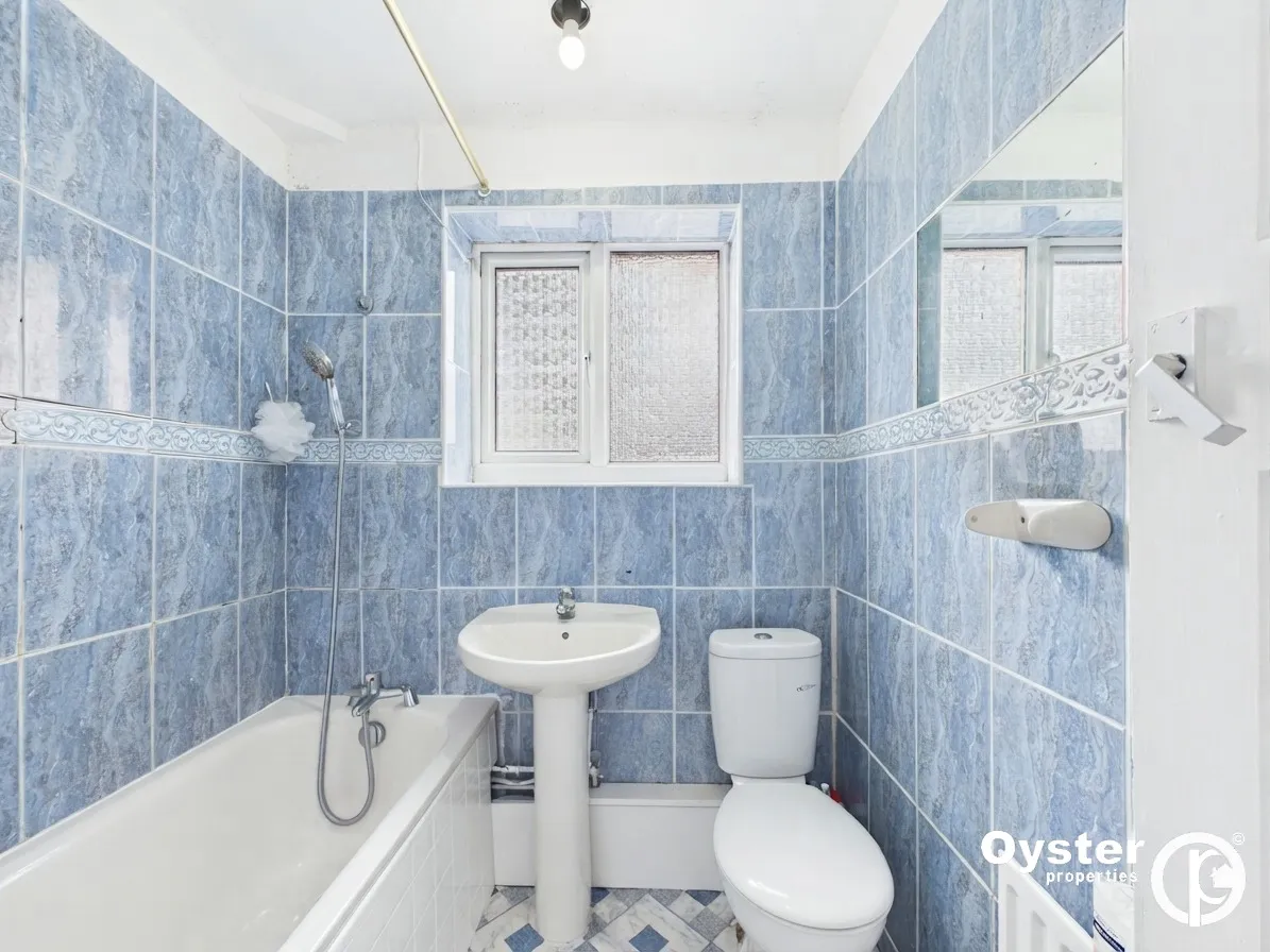 Honeypot Lane, Stanmore, HA7, photo 13
