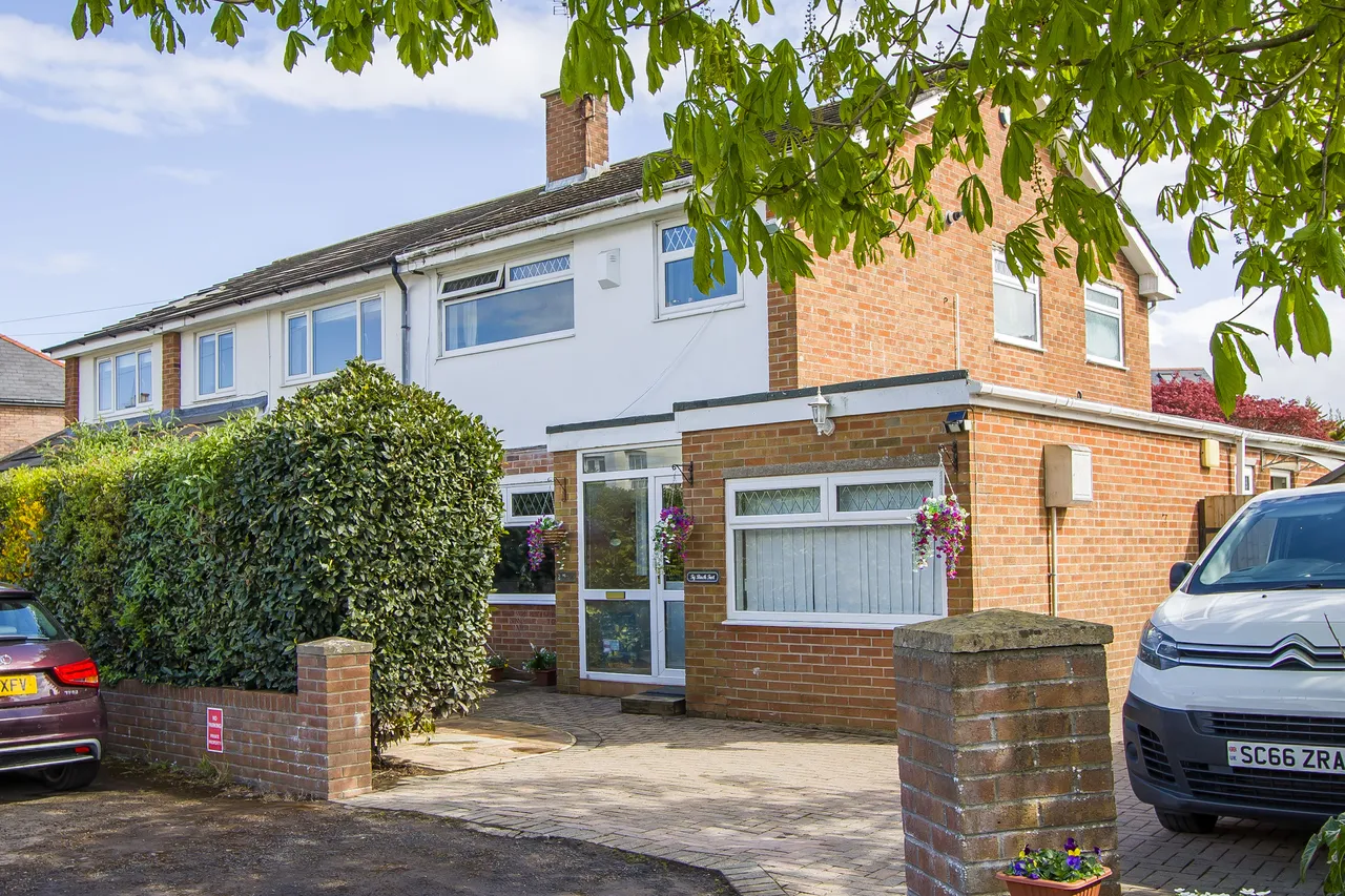 3 bed house for sale, Db