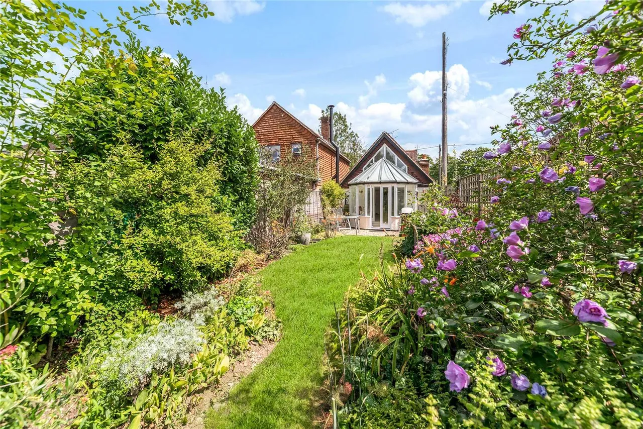 The Common, Dunsfold, GU8, photo 21