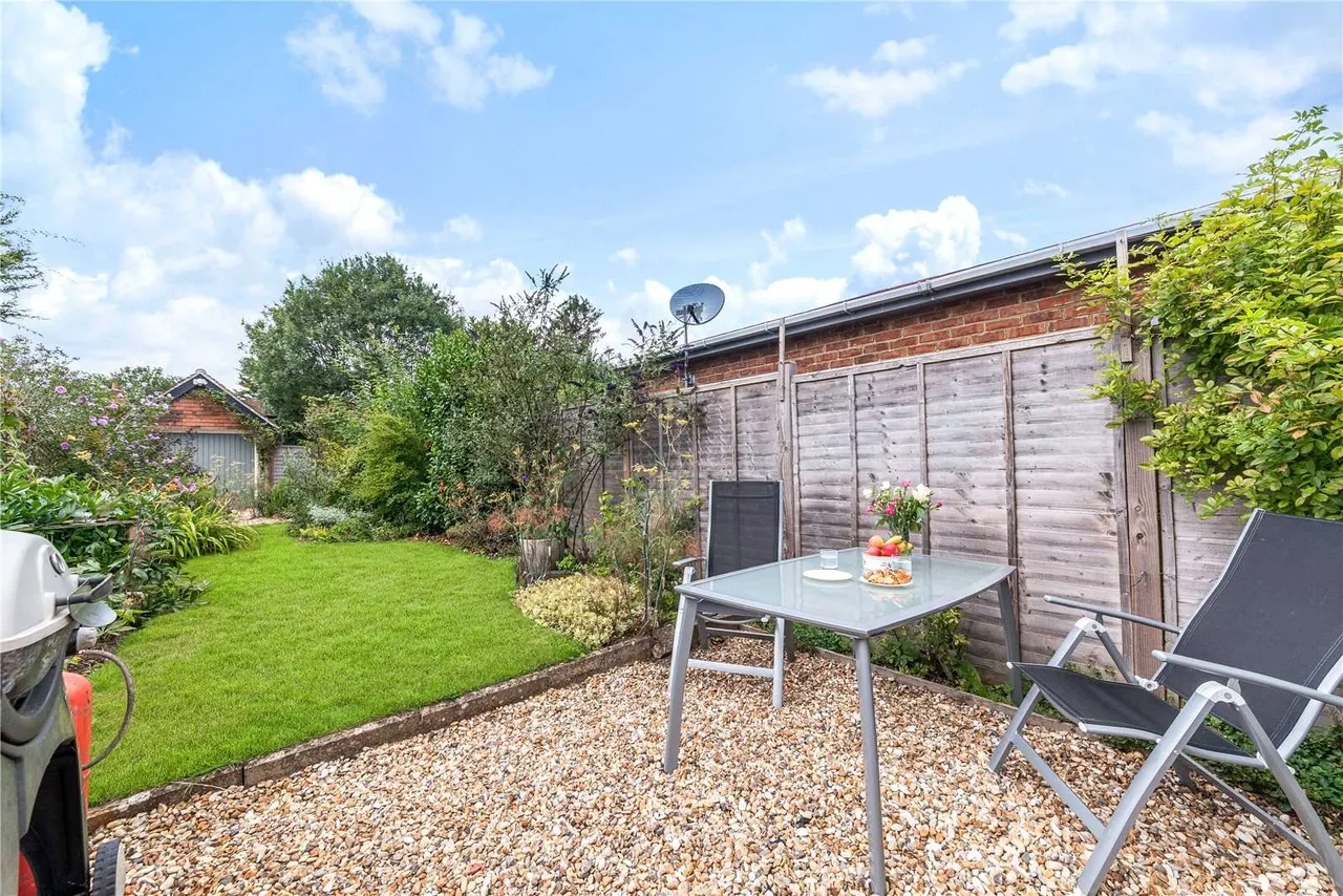 The Common, Dunsfold, GU8, photo 20