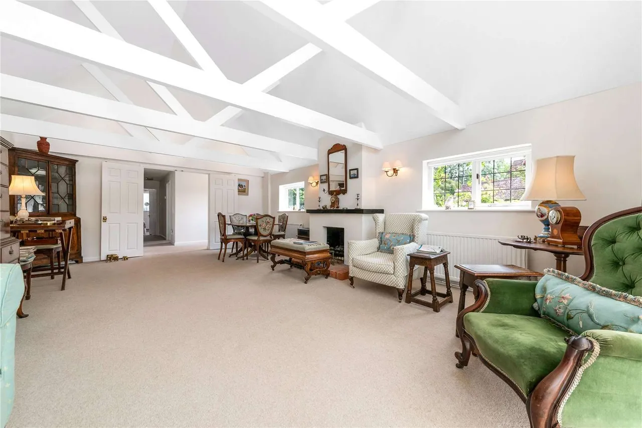 The Common, Dunsfold, GU8, photo 5