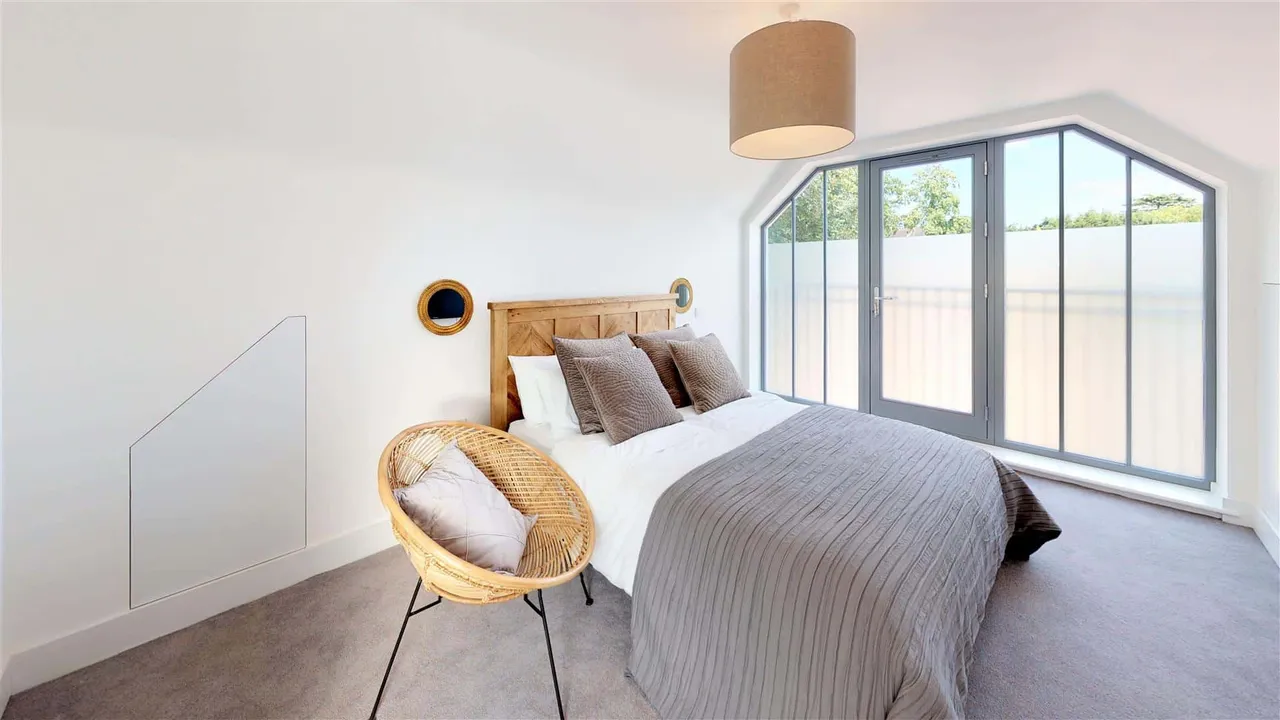 4 bed house for sale — Trevelyan Gardens, Loughton