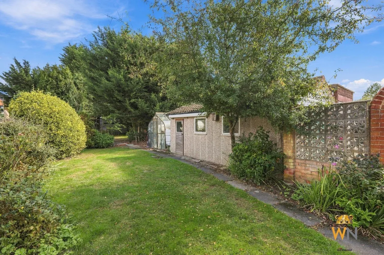 St Mary's Avenue, Shenfield, CM15, photo 18