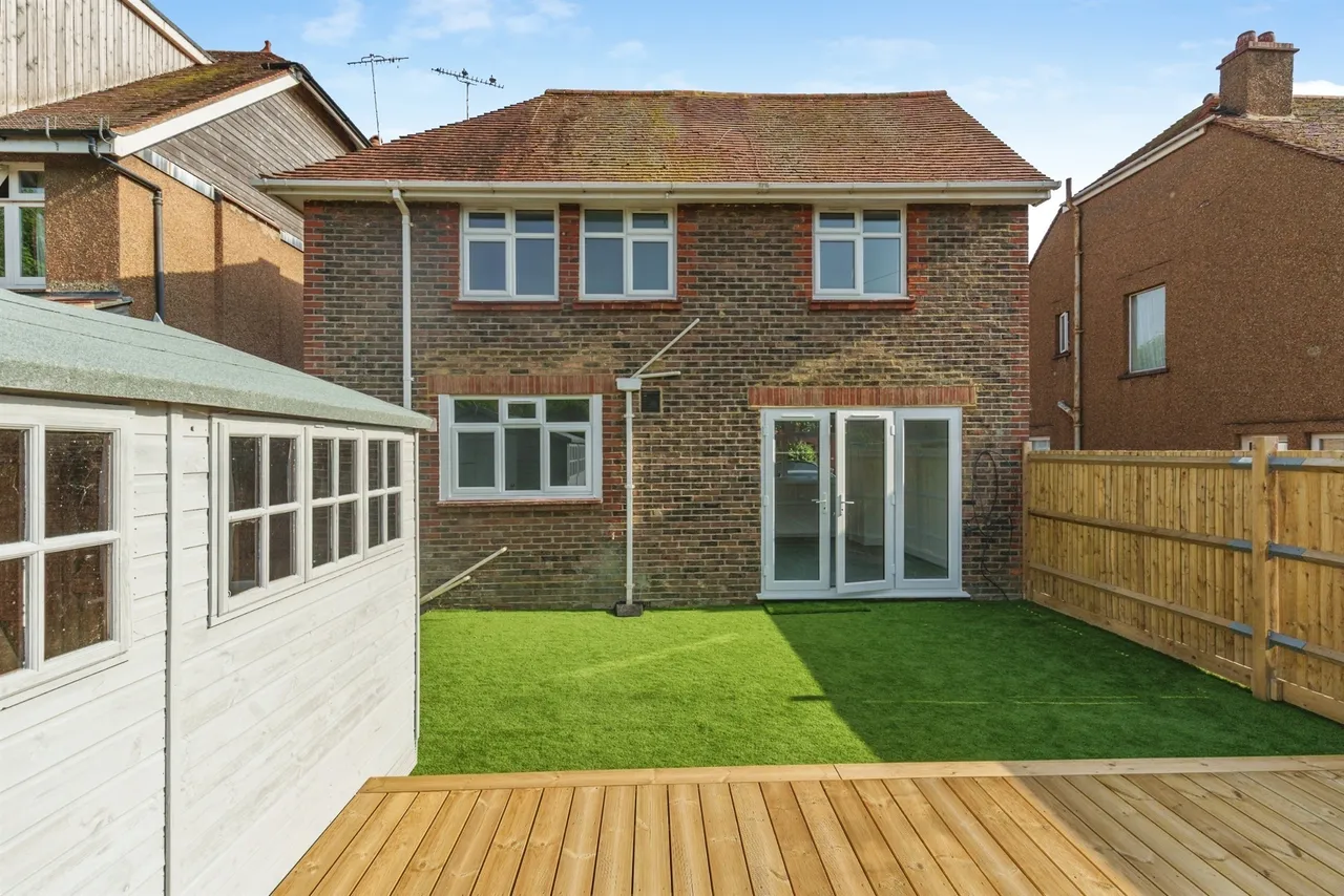 Pavilion Road, Worthing, BN14, photo 21