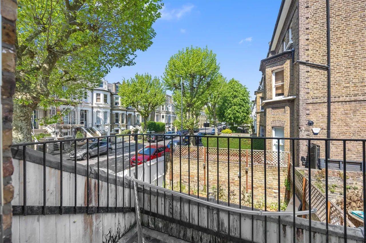 Maygrove Road West Hampstead, London NW6 2EE, photo 4