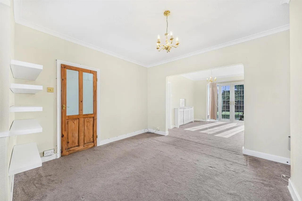 Coolgardie Avenue, Highams Park, E4 9HX, photo 6