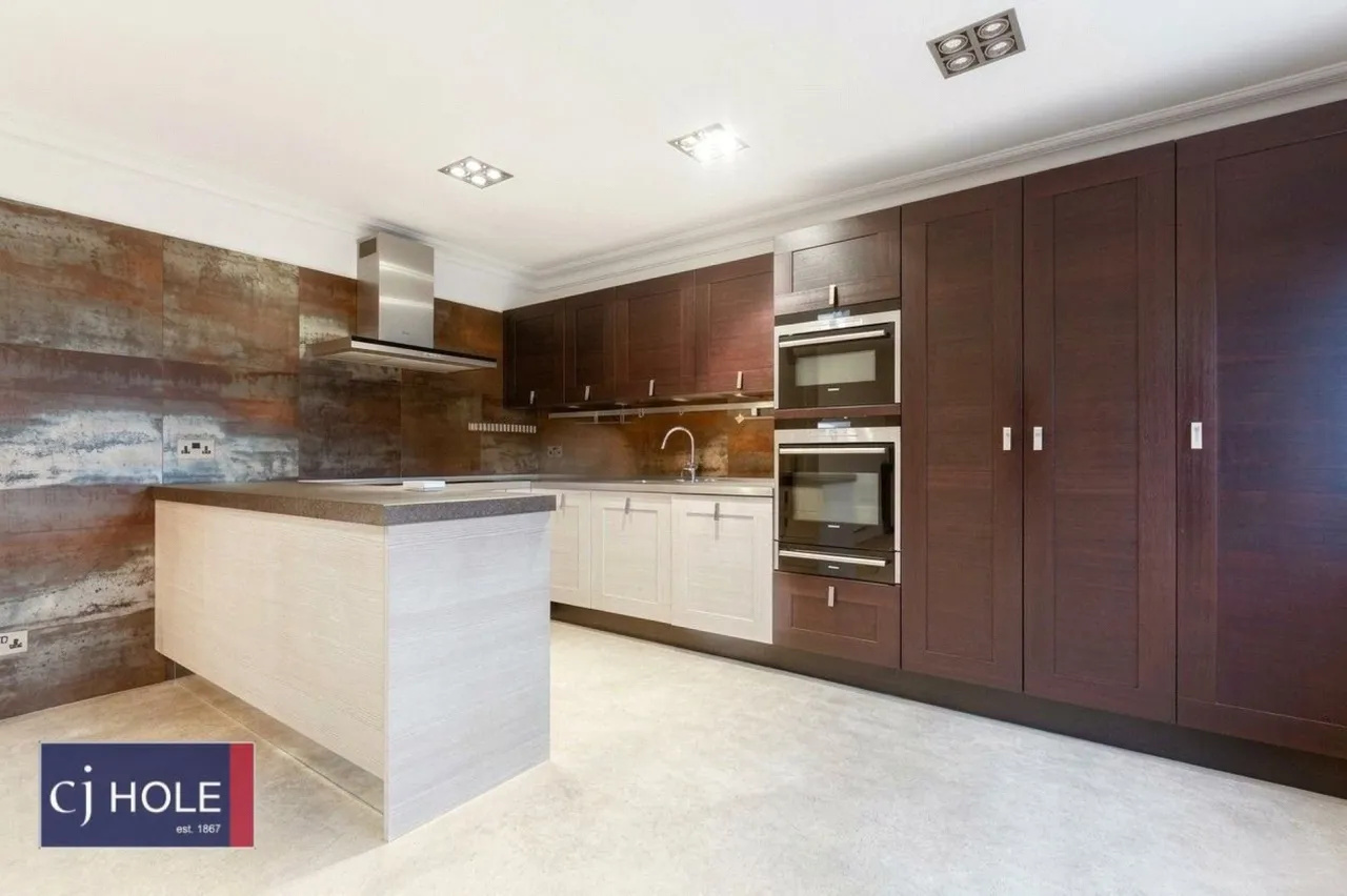 3 bed flat to rent, Druid Hill, Stoke Bishop, BS9