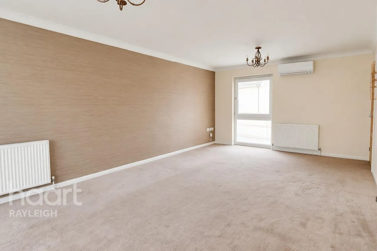 Homestead Close, Rayleigh, SS6, photo 3