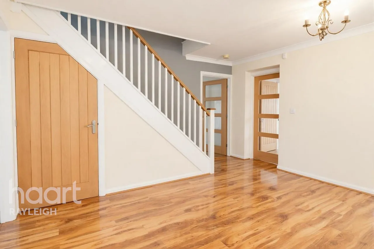 Homestead Close, Rayleigh, SS6, photo 7
