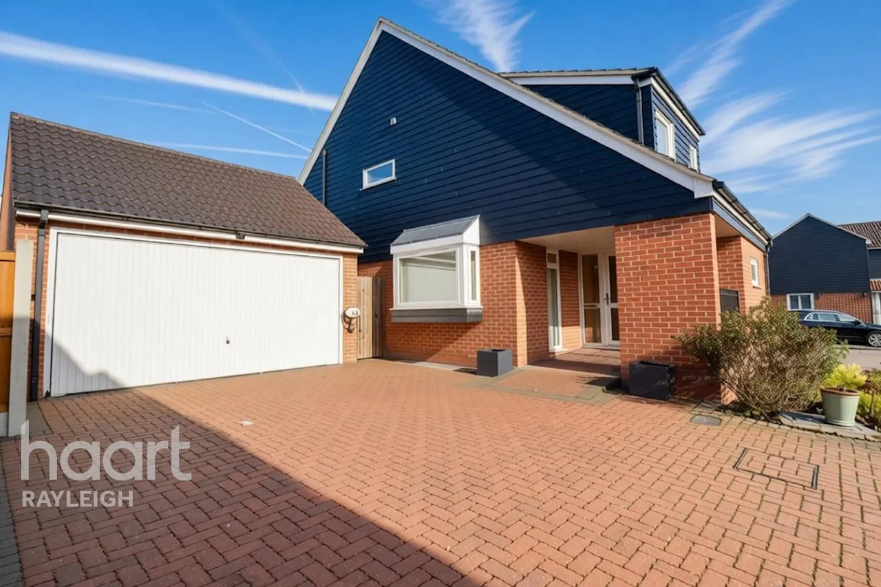 Homestead Close, Rayleigh, SS6, photo 25