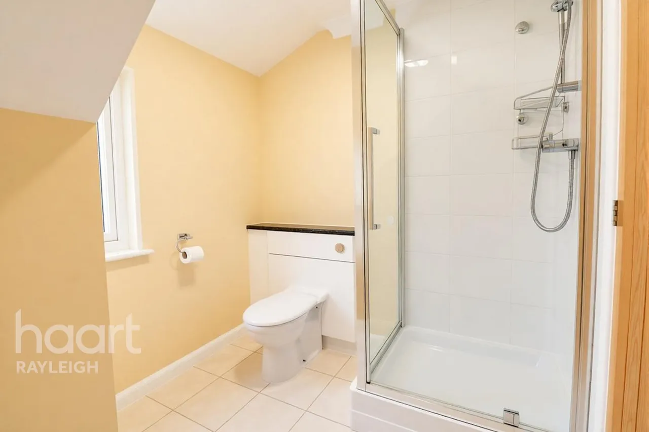 Homestead Close, Rayleigh, SS6, photo 15