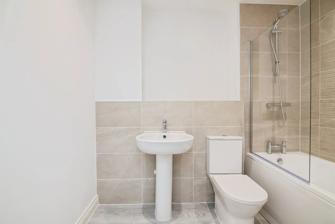 The Woodlands, Oldbury, B68, photo 12
