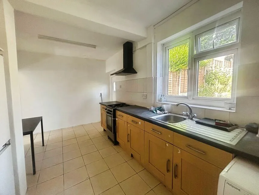 Cannock Road, Wolverhampton, West Midlands, WV10, photo 6