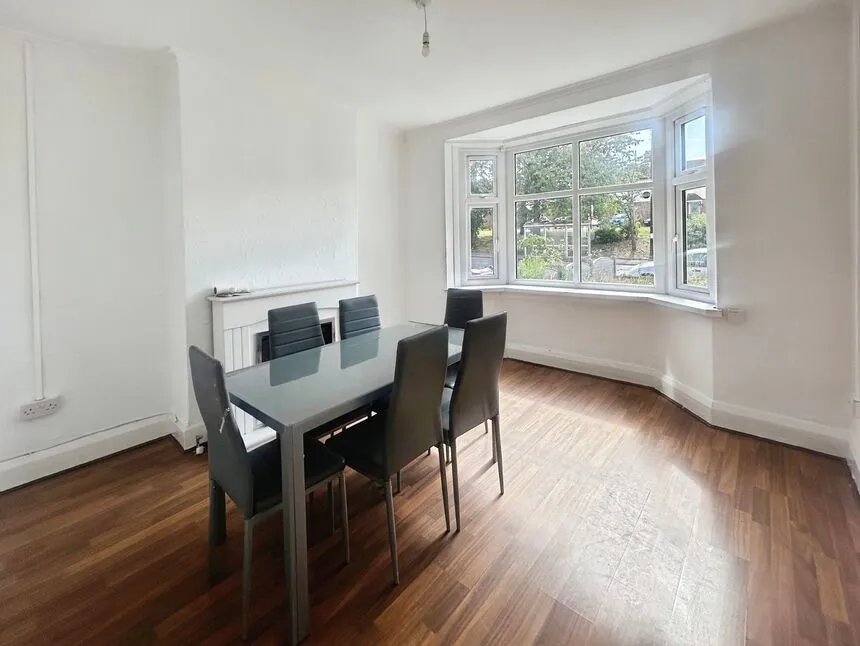 Cannock Road, Wolverhampton, West Midlands, WV10, photo 3