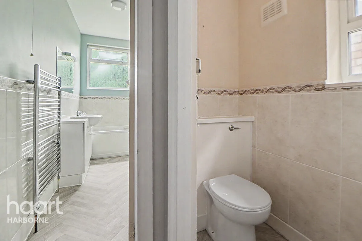 Warwick Road, Solihull, B91, photo 18