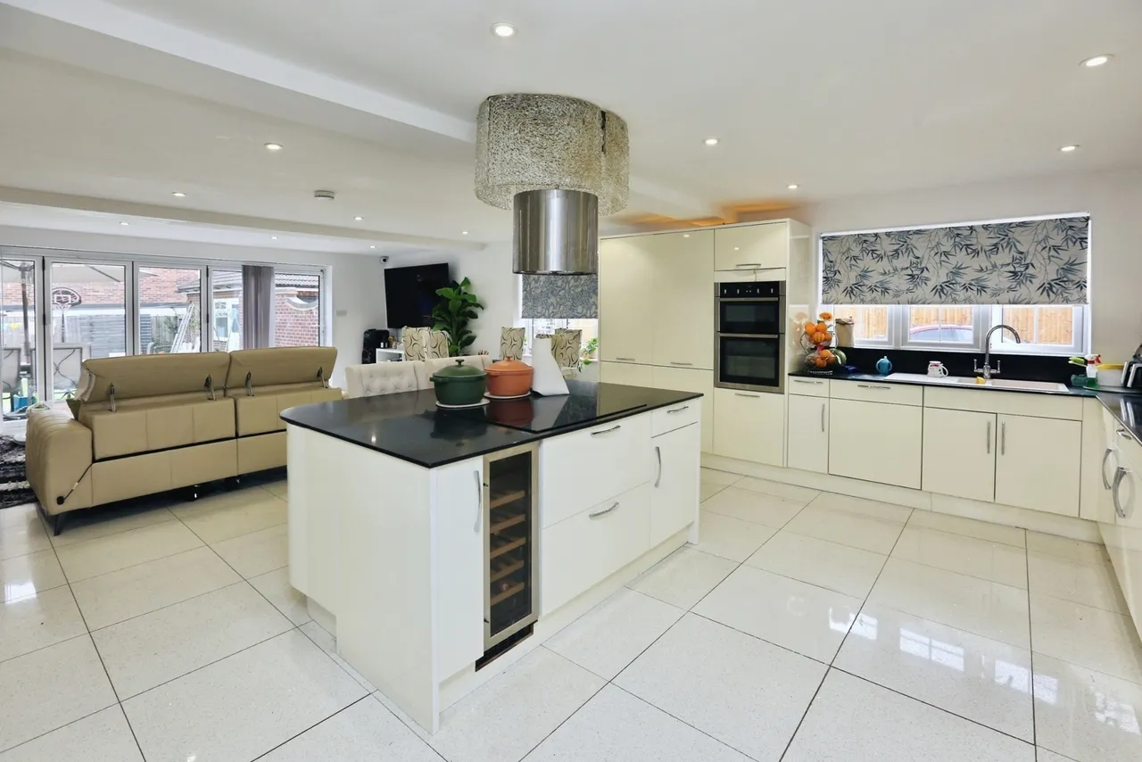 Neilson Close, Chandler's Ford, SO53, photo 5