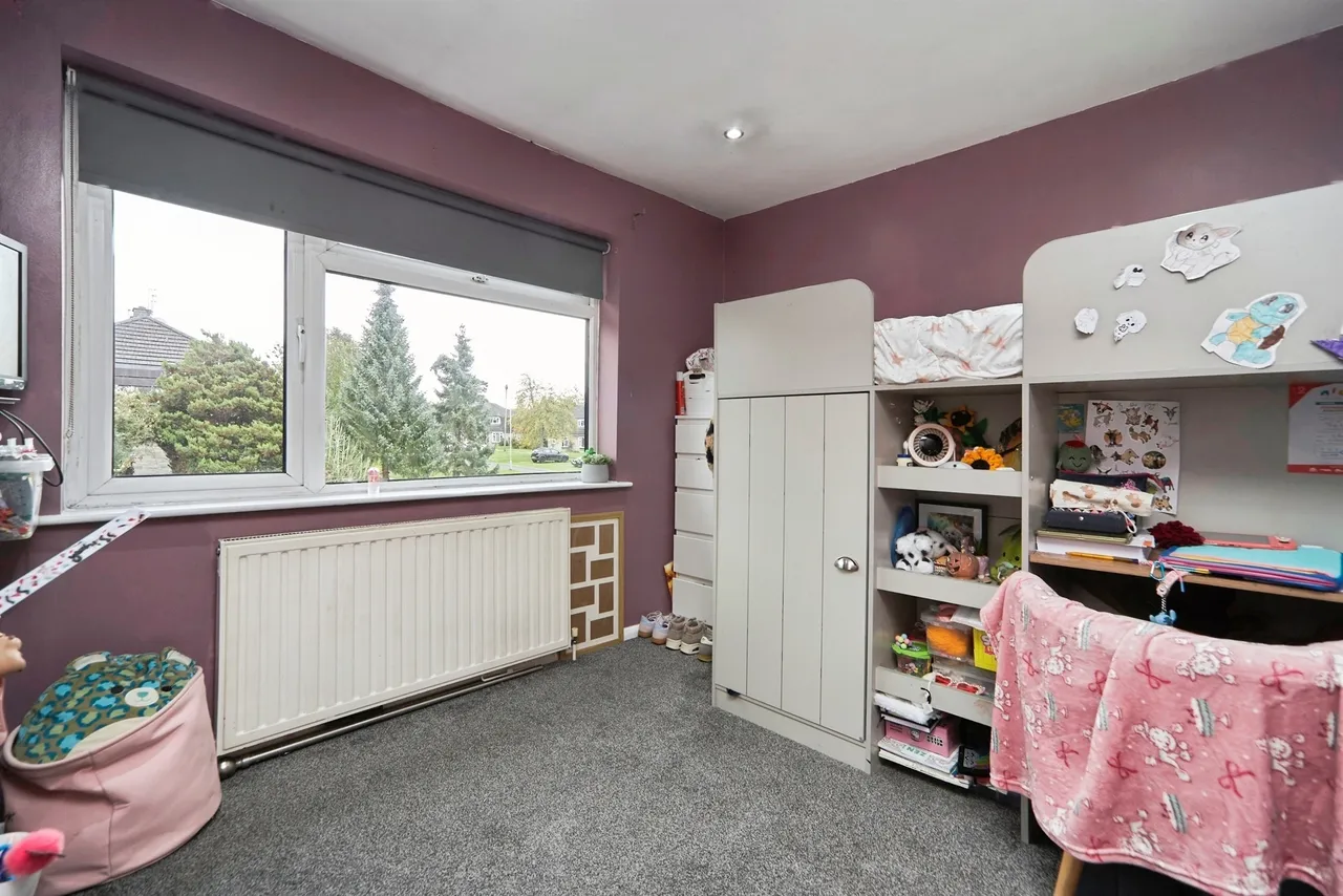 Raywood Close, Yeadon, LS19, photo 11