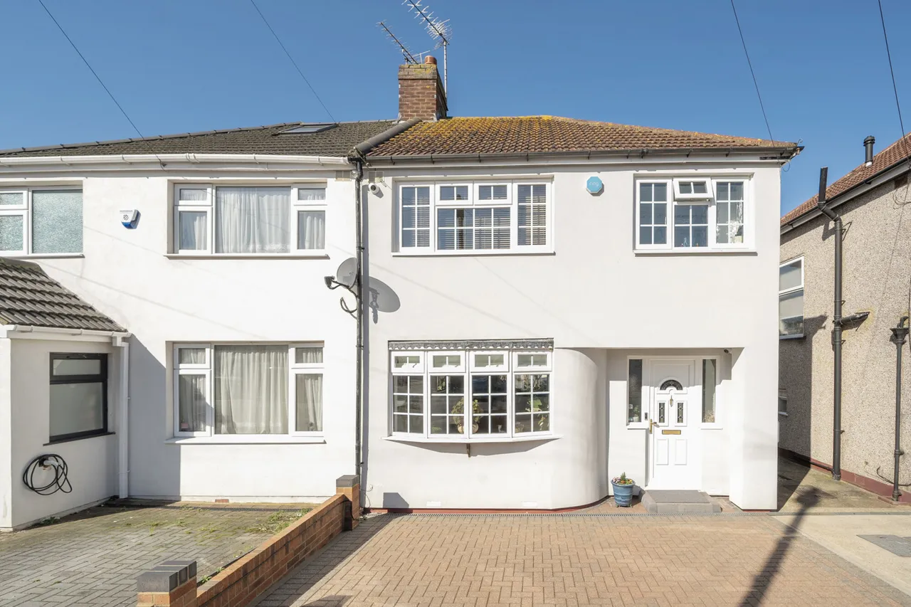 3 bed house for sale, Walton Avenue, Harrow, HA2