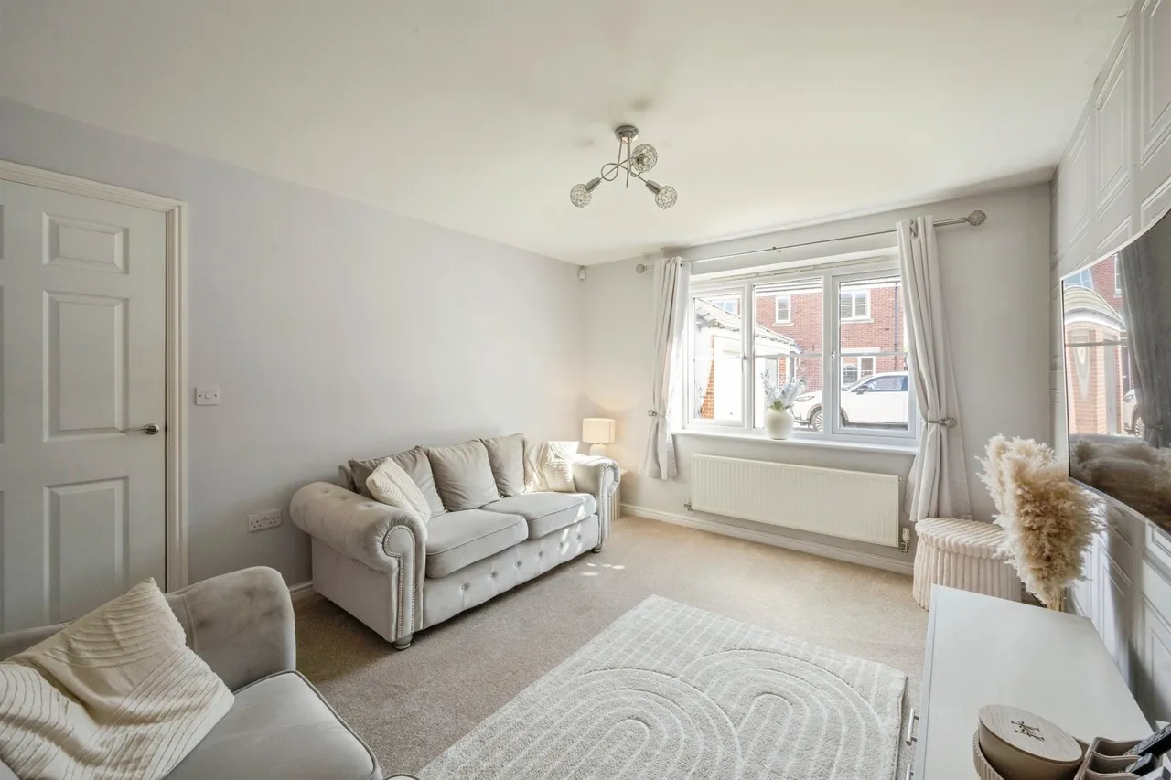 Regency Road, Wath-Upon-Dearne, S63, photo 2
