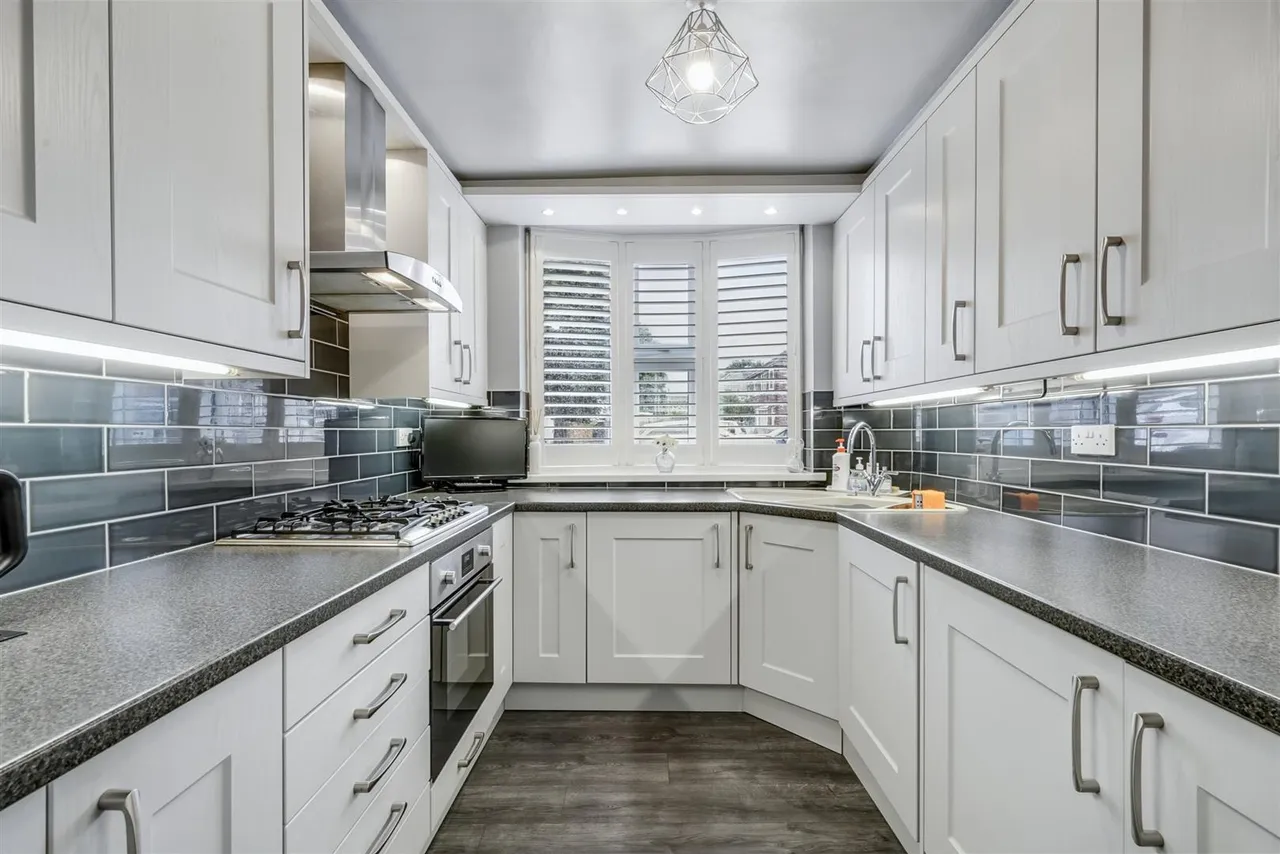 Frisby Avenue, Long Eaton, NG10, photo 3