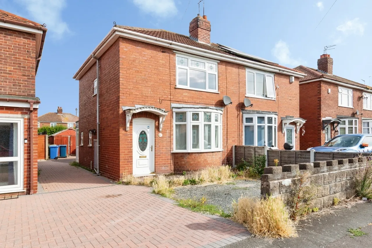 3 bed house for sale — Clare Road, Stafford, Staffordshire, ST16