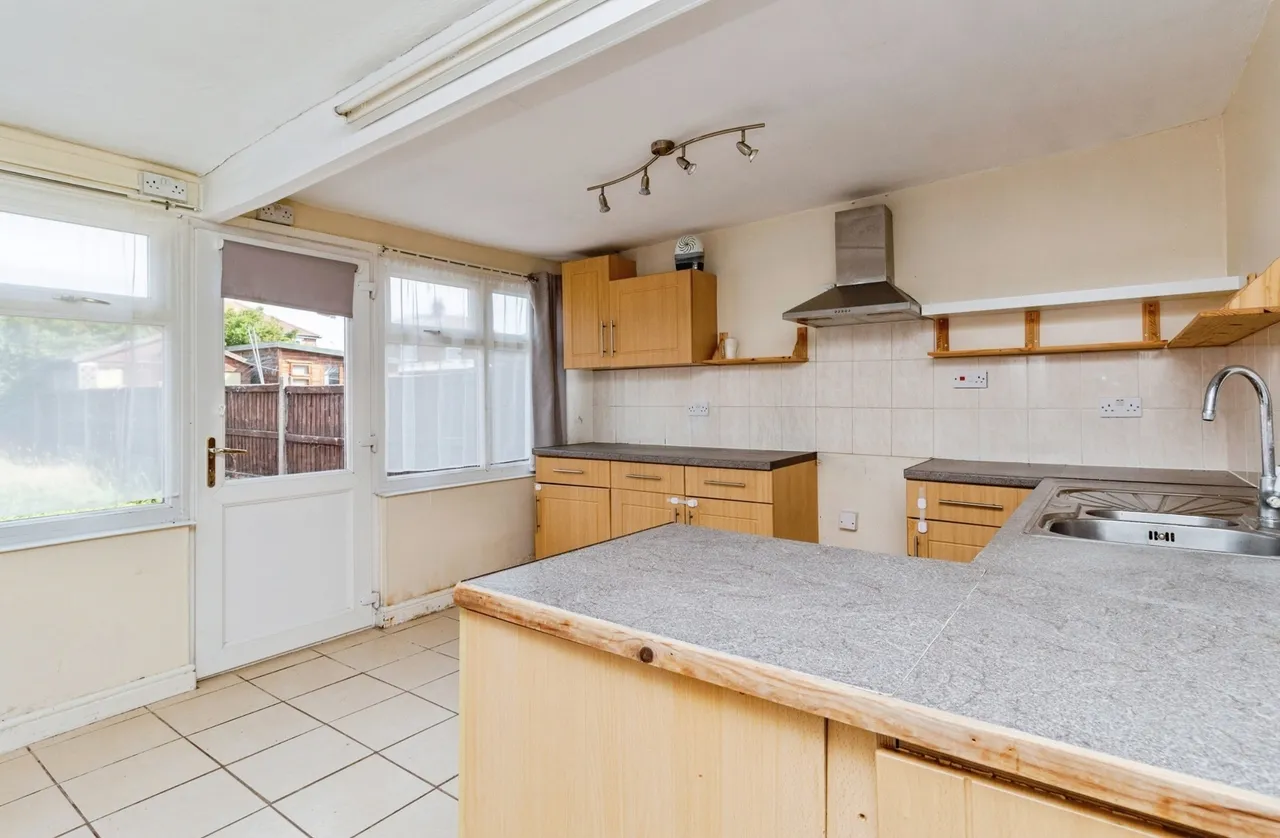 Clare Road, Stafford, Staffordshire, ST16, photo 6