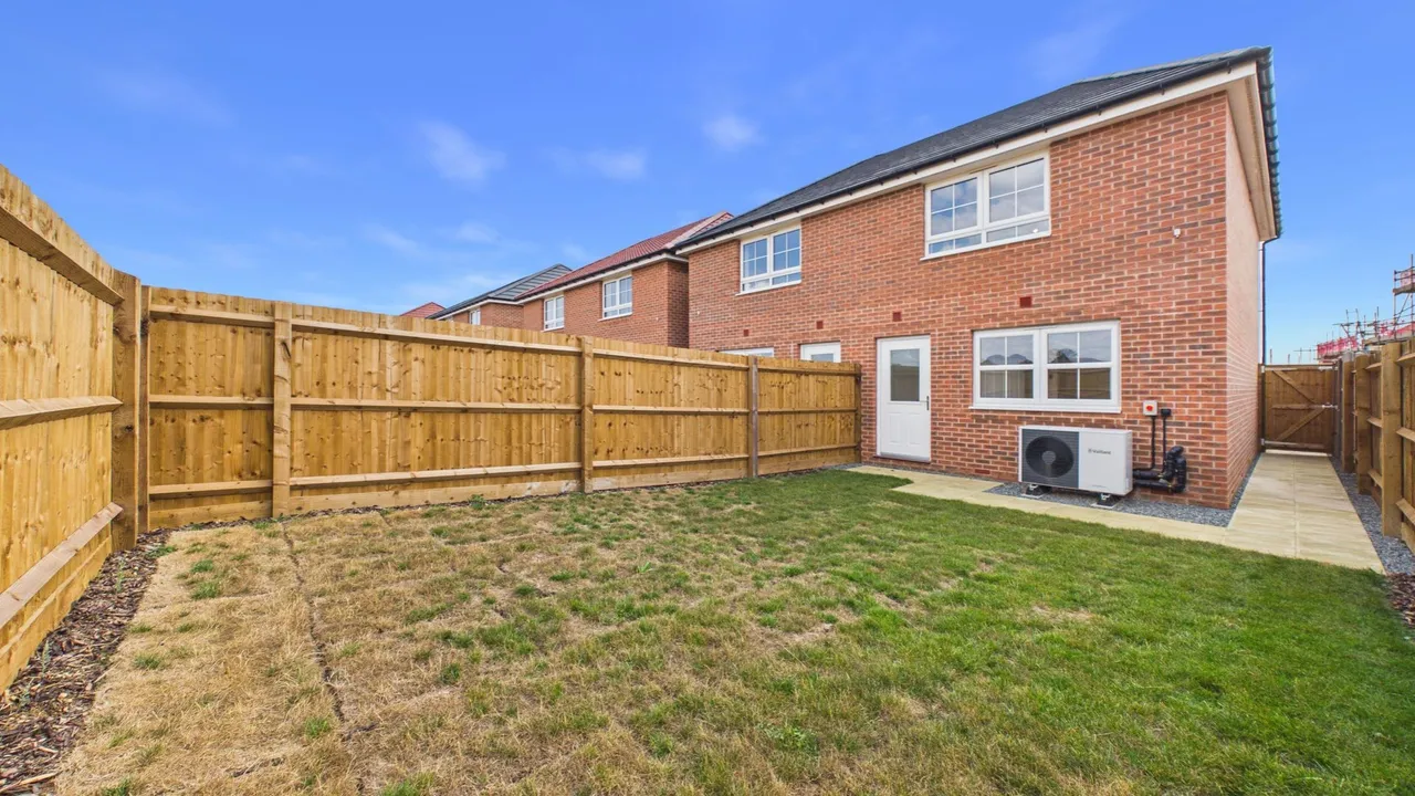 Houghton Drive, Corby Glen, NG33, photo 16