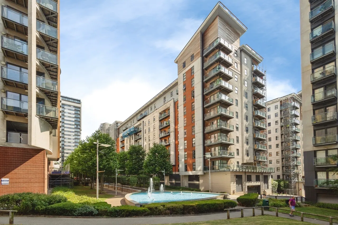 2 bed flat for sale — Hornbeam Way, Manchester, Greater Manchester, M4