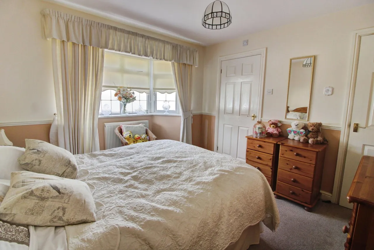Heather Mews, Cannock, WS12, photo 9