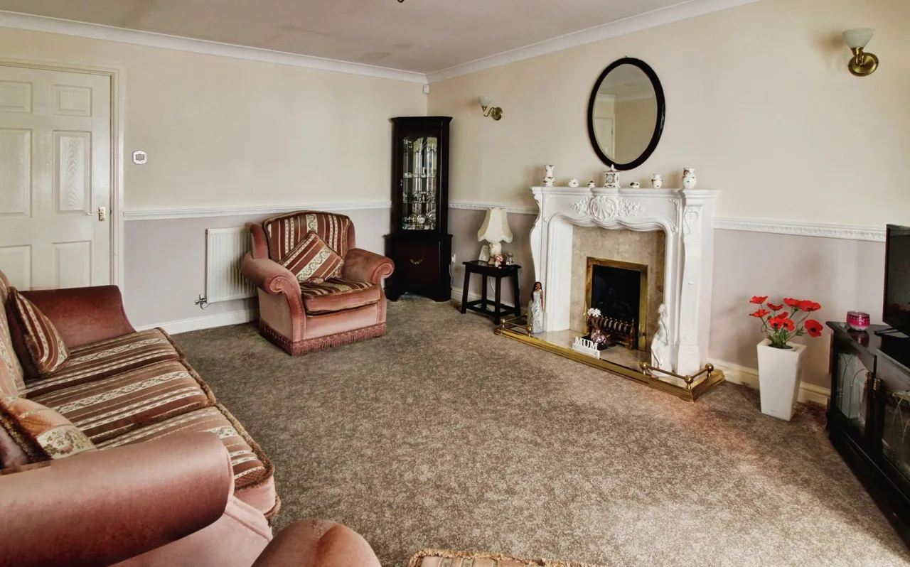 Heather Mews, Cannock, WS12, photo 6