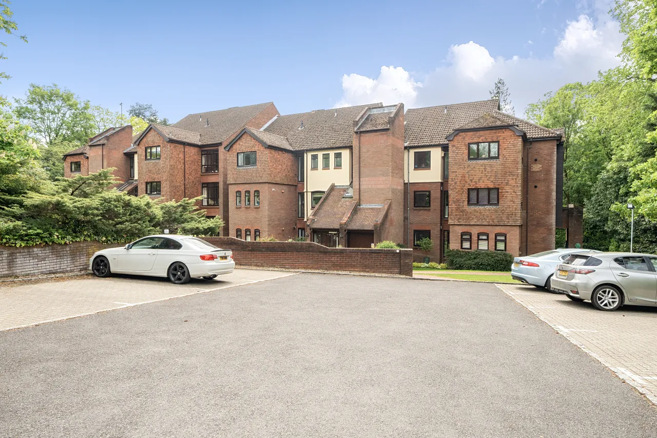Gerrards Cross, Buckinghamshire, photo 12